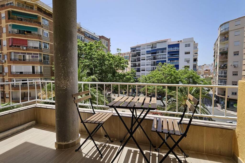 Piso Acogedor En Malaga Apartment Bagian luar foto
